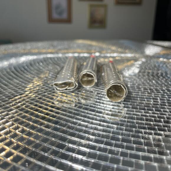 3 Antique Aluminum Hair Curlers Goody Curl Clip - Picture 4 of 8